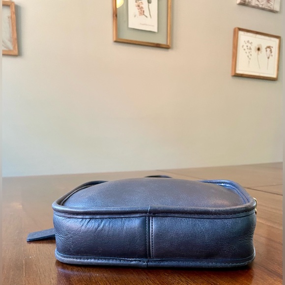 Vintage Coach Carnival 9925 Navy Blue - Picture 8 of 12